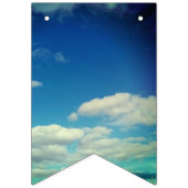 柔らかい雲の層 バンティングフラッグ (第3の旗)