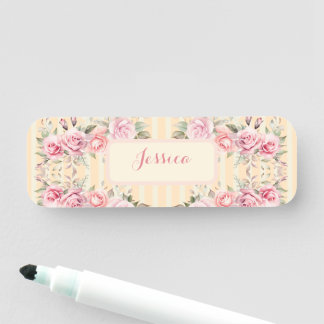 柔らかい黄色ストライプの 名札