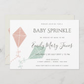 柔らかく淡いピンクの青い凧ベビー 招待状 (正面/裏面)