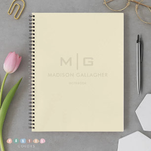 柔らかなソフトな淡いパステルベージュクリームイエロー色 ノートブック