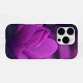 柔らかな光に照らされた紫の花 iPhoneケース (裏面横)