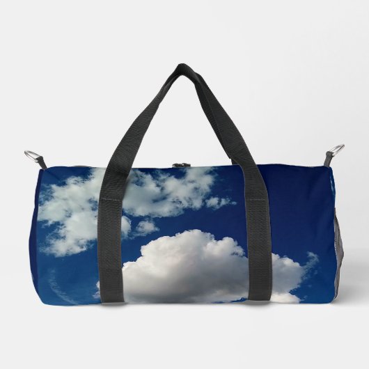 柔らかな大きな雲 ダッフルバッグ (正面)