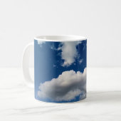 柔らかな長い雲 コーヒーマグカップ (正面左)