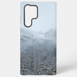 柔らかな霧に包まれた雪山 SAMSUNG GALAXY S22 ULTRAケース