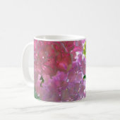 柔エレガントらかいピンクの花模様ピンクのアジサイバラ コーヒーマグカップ (正面左)