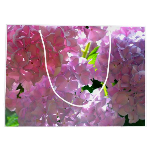 柔エレガントらかいピンクの花模様ピンクのアジサイバラ ラージペーパーバッグ (裏面)