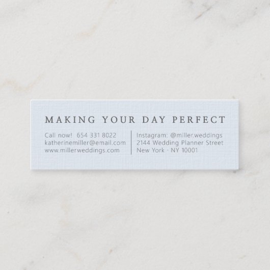 柔エレガントらかいブルーリネンミニマルウェディングプランナー スキニー名刺 (裏面)