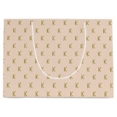 柔ミニマルらかいピンクのモノグラム ラージペーパーバッグ (正面)