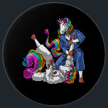 柔術ユニコーン 缶バッジ<br><div class="desc">柔術ユニコーンデザイン女性と女の子の武術芸術愛好家。</div>