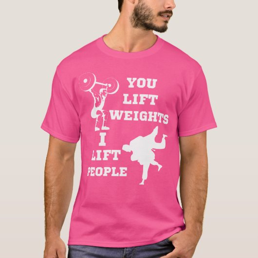 柔道のユーモアで人々の重さを持ち上げおもしろいる Tシャツ (正面)