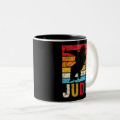 柔道ウラ投げ柔道家レトロサンセット ツートーンマグカップ (正面右)