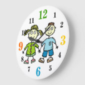 柱時計を引いている愛らしい兄弟及び姉妹の子供 ラージ壁時計 (傾斜)