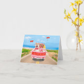 柴犬のバレンタインデーのトラックハート カード (黄色い花)