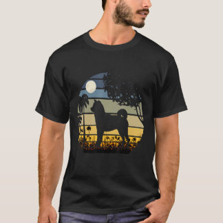柴犬の花のフィールド月夜 Tシャツ