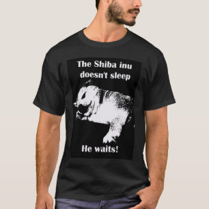 柴犬は眠りません Tシャツ
