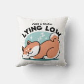 柴犬リラックスアート：芝が低い クッション (裏面)