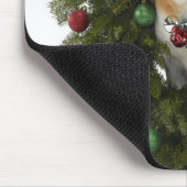 柴犬犬がサンタハットを着て座っている マウスパッド (コーナー)