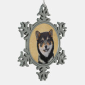 柴犬（黒とタン）絵画ズ – Dog Art スノーフレークピューターオーナメント (左)