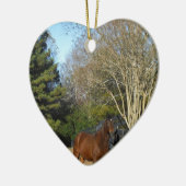 柵に馬の茶色を付ける セラミックオーナメント (左)