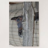 柵の向こうを見ている馬 ジグソーパズル (縦)