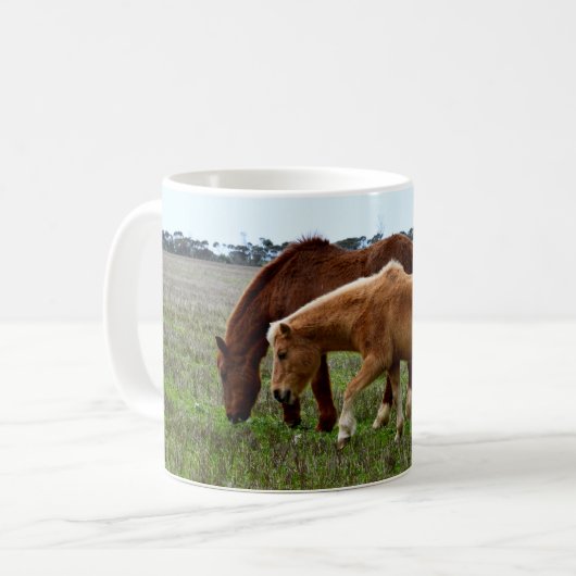 栗の冬の羊毛の馬 コーヒーマグカップ (正面左)
