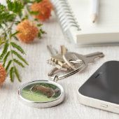 栗の茶色の馬の放牧キーチェーン キーホルダー (側面)