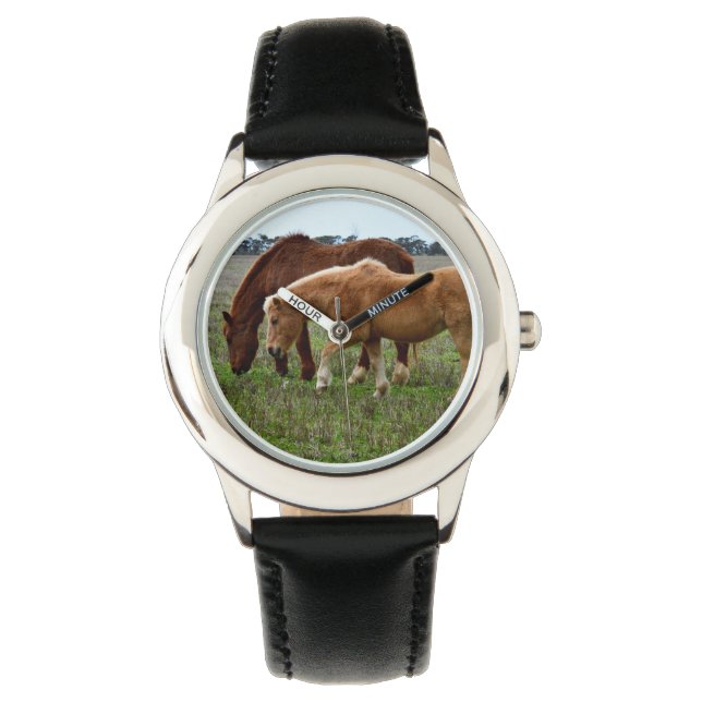栗の馬と馬 腕時計 (正面)