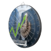 株価タッチスクリーンコンセプトを示す人 ダーツボード (正面右)