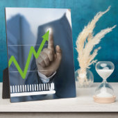 株価タッチスクリーンコンセプトを示す人 フォトプラーク (側面)