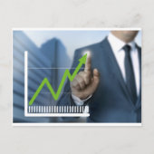 株価タッチスクリーンコンセプトを示す人 ポストカード (正面)