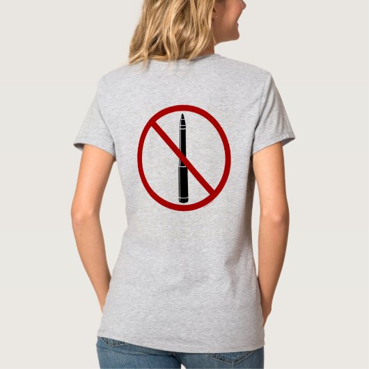 核兵器で子どもたちを抱き締めることはできない Tシャツ (裏面)