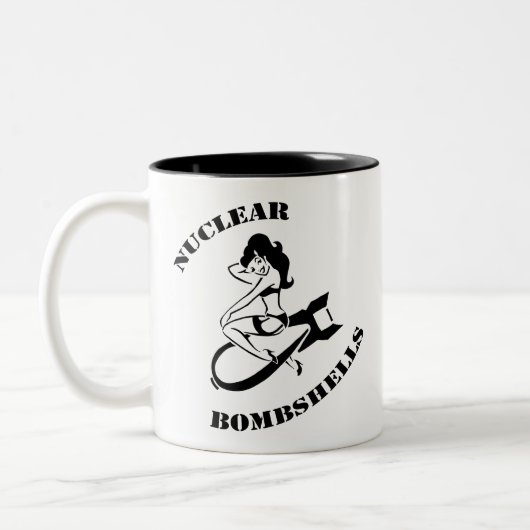核爆弾のカフェインの原子格納容器の単位 ツートーンマグカップ (左)