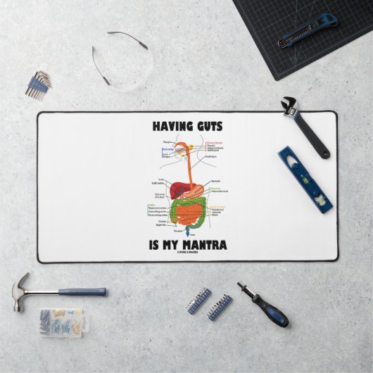 根性を持つことは私のマントラ消化器系ユーモアである デスクマット (ワークステーション)