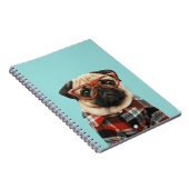 格子柄のシャツのパグ ノートブック (右側)