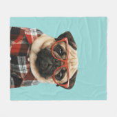 格子柄のシャツのパグ フリースブランケット (正面(横))