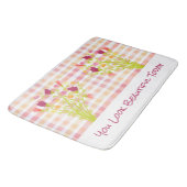 格子状のピンクと珊瑚 バスマット (アングル)