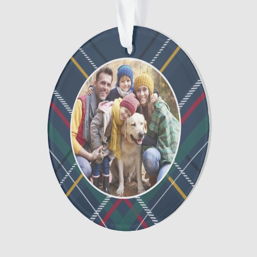 格子縞の家族の写真のパーソナライズされたクリスマス オーナメント (正面)