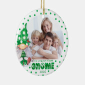 格言の年間私たちは家に滞在した写真グリーンドット セラミックオーナメント (右)