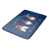格言スウィート格言キュートモダンホリデー小妖精や小人ネイビー バスマット (アングル)