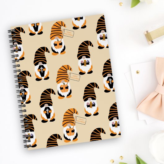 格言、ハロウィーン格言のトリックまたは治療のパターン ノートブック