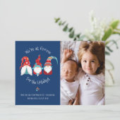 格言forホリデーズフォトおもしろいタイポグラフィ小妖精や小人ブルー シーズンカード (スタンド正面)