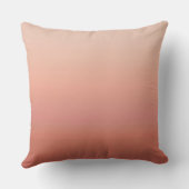 桃から濃い桃へのグラデーション クッション (裏面)