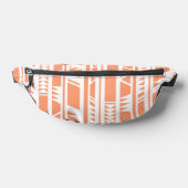 桃と白の部族プリント模様 ファニーパック (レイダウン)