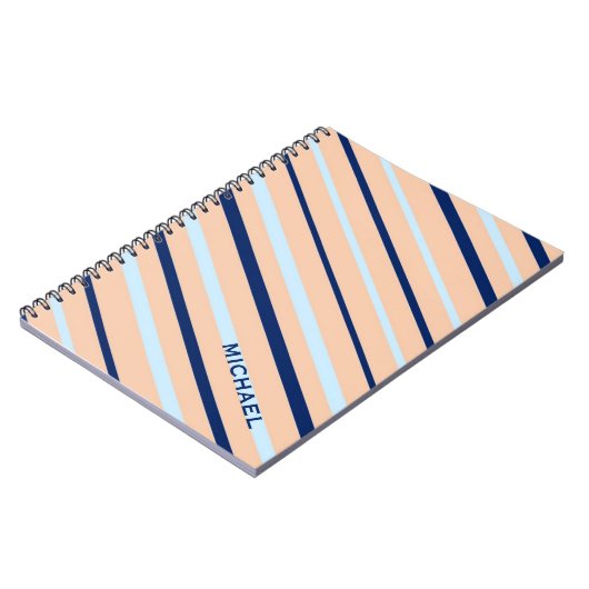 桃と青の対角ストライプのパーソナライズされた ノートブック (左側)