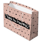 桃の恐竜パーティーバッグ：黒Dinoプリント ラージペーパーバッグ (裏面アングル)