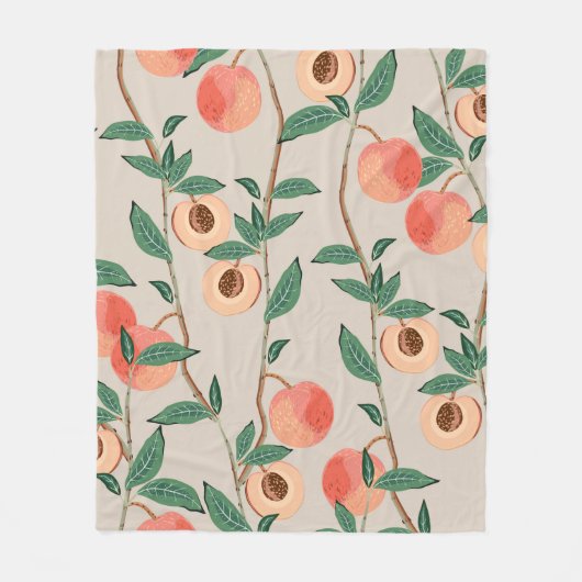 桃の木の枝葉にと果実を小枝に付ける フリースブランケット (正面)