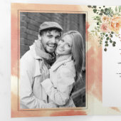 桃の水色の花とアーチフローラ結婚ズ 三つ折り招待状 (内部最初)