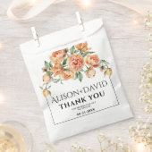 桃エレガントの牡丹の花とタイポグラフィ結婚の フェイバーバッグ (クリップ留めされた状態)