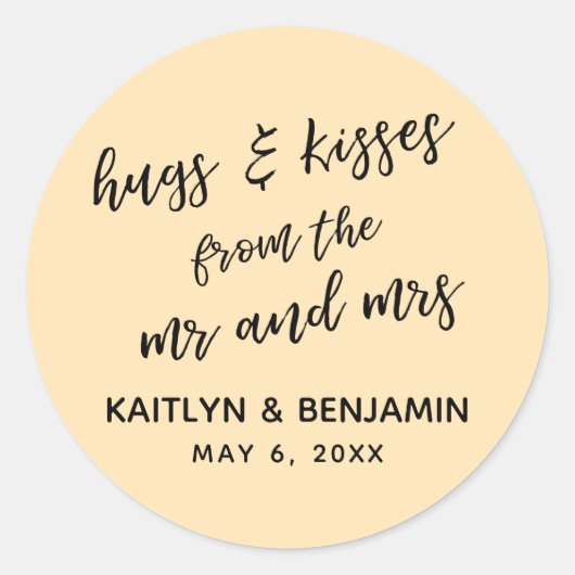 桃カジュアル夫妻の抱擁とキス ラウンドシール (正面)