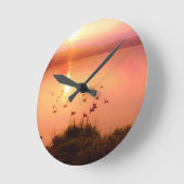 桃色と桃色の夕日 ラウンド壁時計 (傾斜)
